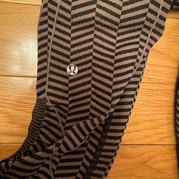 Lululemon capri leggings - Picture 6 of 6